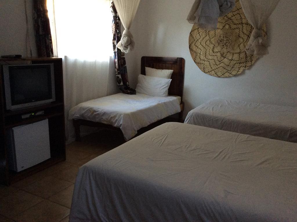 Tabonina Guesthouse Livingstone Dış mekan fotoğraf